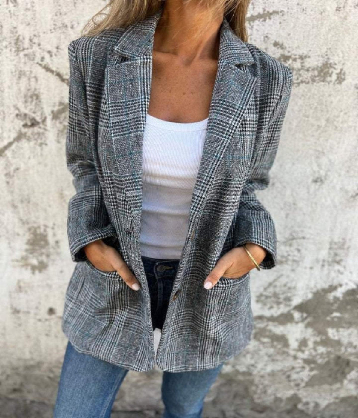 Dafne | Stilig rutete blazer for kvinner