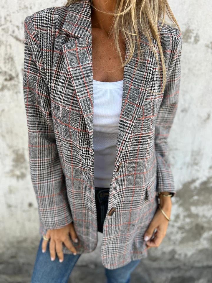 Dafne | Stilig rutete blazer for kvinner